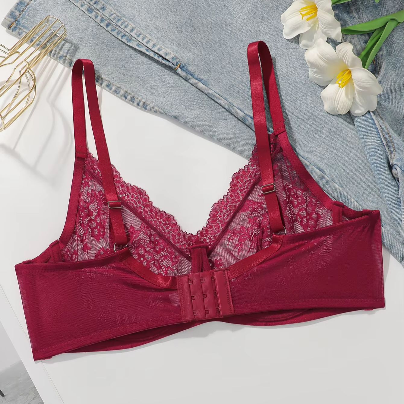 Reggiseno in pizzo rosso trasp - Full Coverage Bra recensione e prezzo