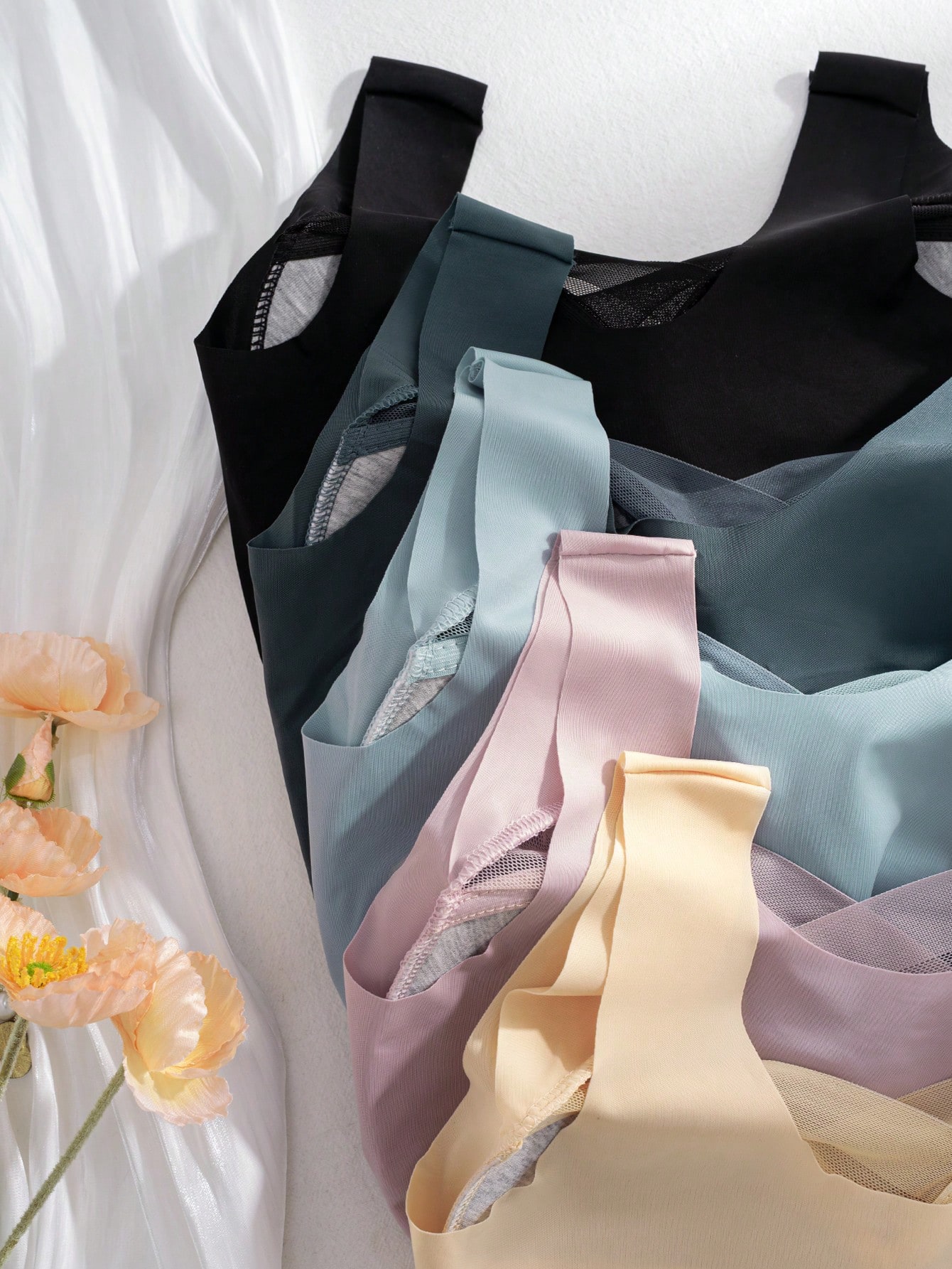 Set di 5 Reggiseni Senza Cucit - Sleep Bra Bralette recensione e prezzo